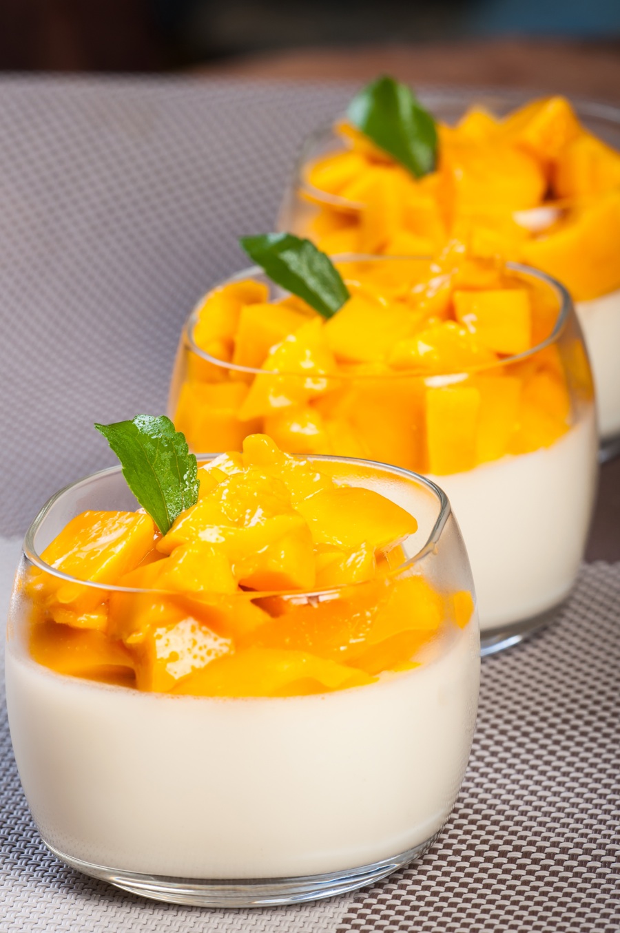 Sojový jogurt s mangmem | Metabolic balance